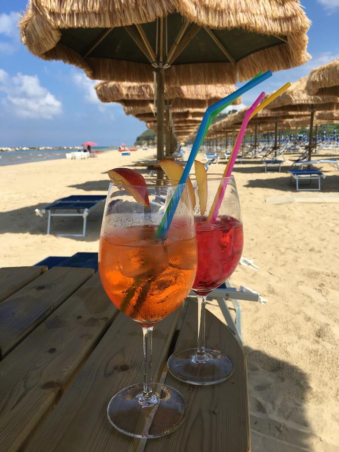 Hotel Valente Ortona Bagian luar foto