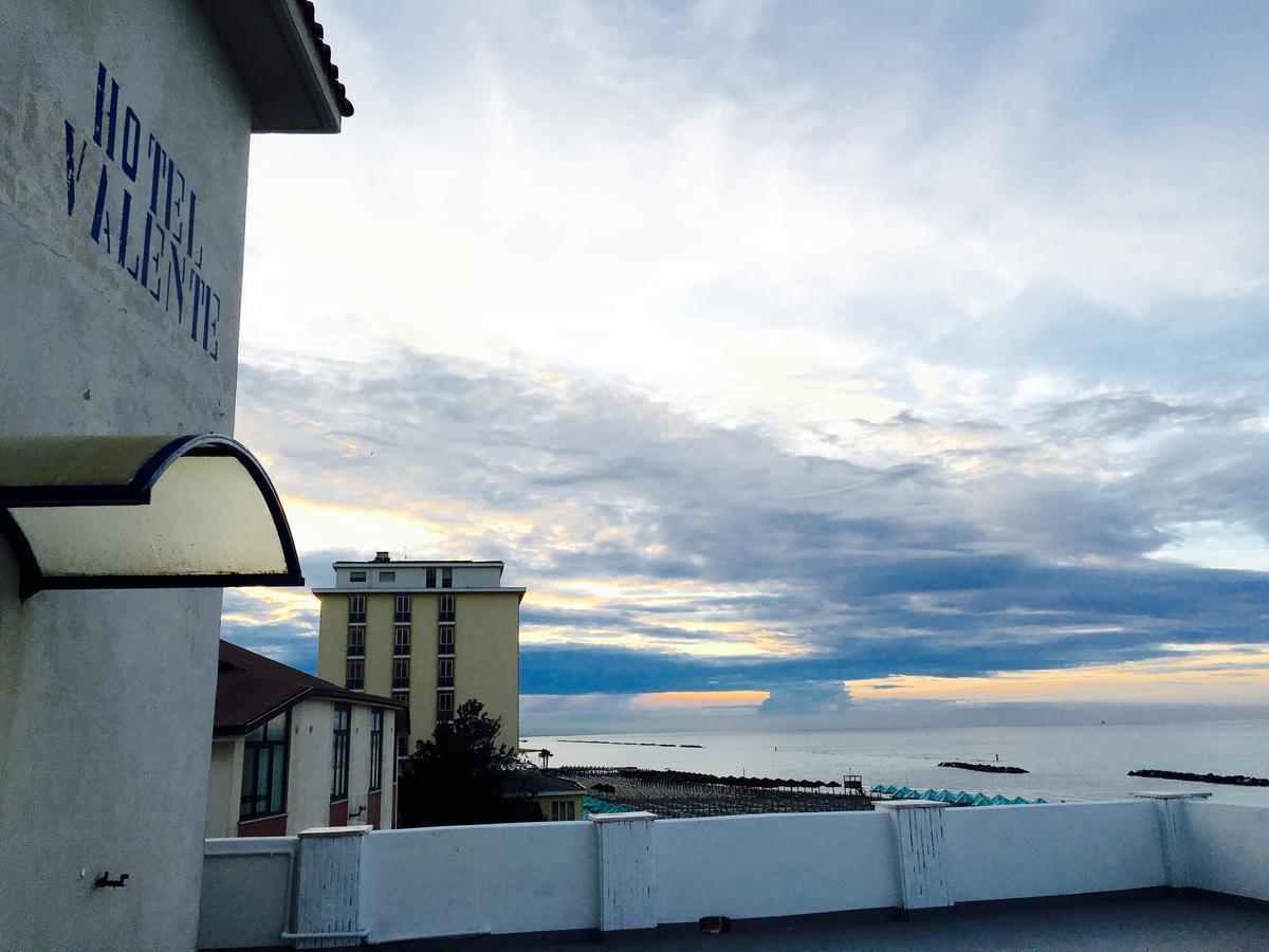 Hotel Valente Ortona Bagian luar foto