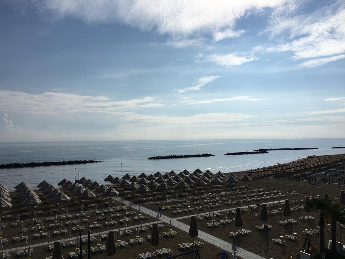 Hotel Valente Ortona Bagian luar foto