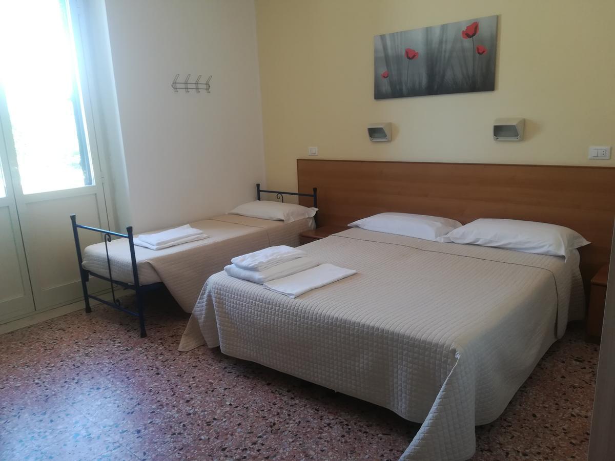 Hotel Valente Ortona Bagian luar foto