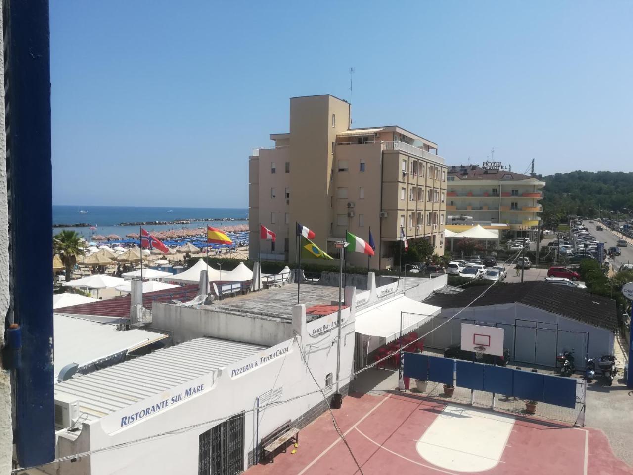 Hotel Valente Ortona Bagian luar foto